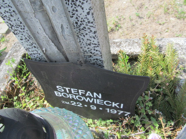 Stefan Borowiecki 1906 Debrzno - Grobonet - Wyszukiwarka osób pochowanych