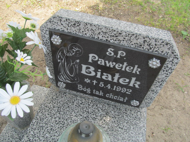 Paweł Białek 1992 Debrzno - Grobonet - Wyszukiwarka osób pochowanych