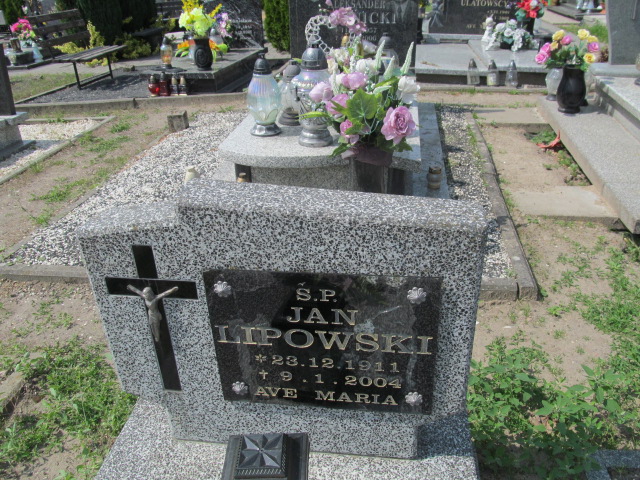 Jan Lipowski 1911 Debrzno - Grobonet - Wyszukiwarka osób pochowanych